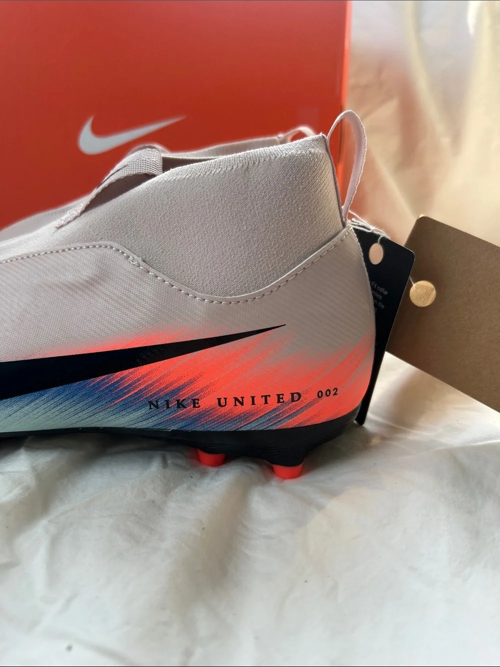Nike JR Superfly 10 Academy Cleats Boys Size 5.5 NWT/NIB
